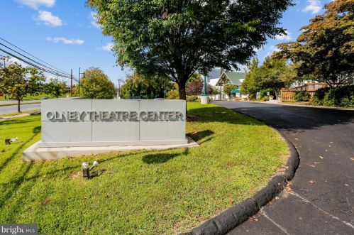 13726 Middlevale Ln, Silver Spring MD 20906-2116 exterior