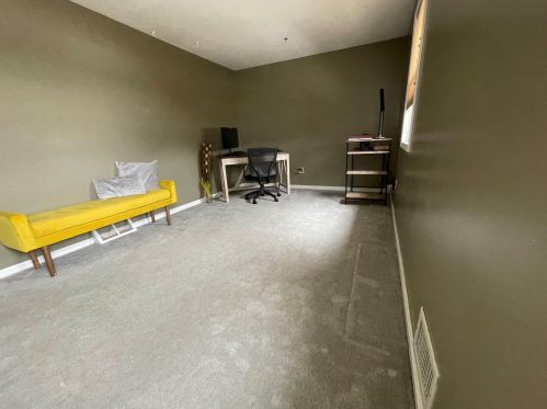 64 Frd Lndg Dr, Dover NH 03820-4552 exterior