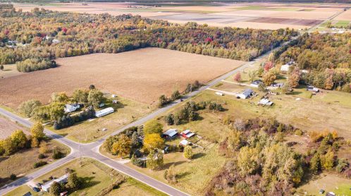 4013 Th, Grant MI 49327-9326 exterior