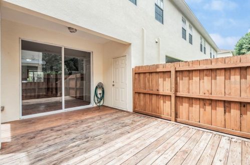 2035 Fiesta Ridge Ct, Tampa FL  33604-7702 exterior