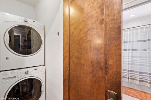 1608 Winona St, Chicago IL  60640-2708 exterior