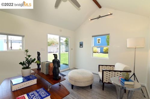 2424 8 St, Berkeley CA 94710-2501 exterior