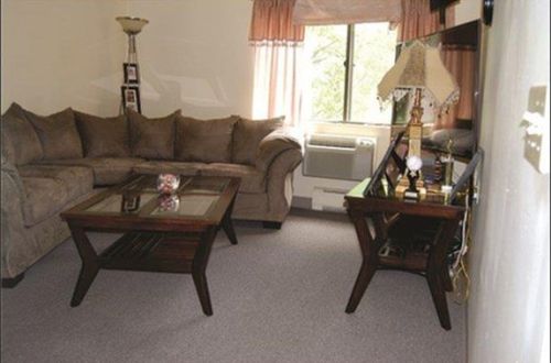 301 Cranston St, Providence RI  02907-2439 exterior