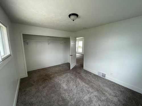 35 2 St, Cedar Springs MI 49319-8919 exterior