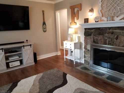 155 White Meadow Rd, Rockaway NJ  07866-1122 exterior