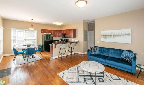 560 Morgan St, Atlanta GA 30308-2821 exterior