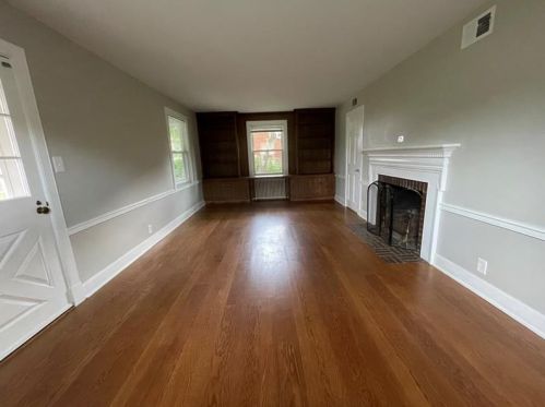 7800 Perry Hwy, Pittsburgh PA  15237-2097 exterior