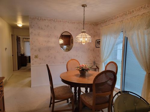 3304 Glenside Blvd, Meskegon MI 49441-6206 exterior