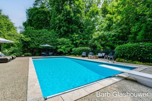 4424 Whitewood Farms Dr, Grand Rapids MI 49525-3487 exterior