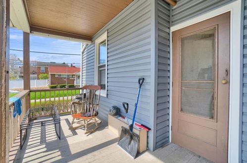 24 Mainsgate St, Pittsburgh PA 15205-2247 exterior