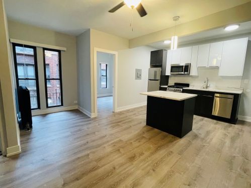 1651 Jonquil Ter, Chicago, IL 60626-1121