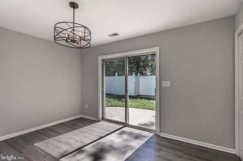 1915 Franklin St, Philadelphia PA 19122-2015 exterior