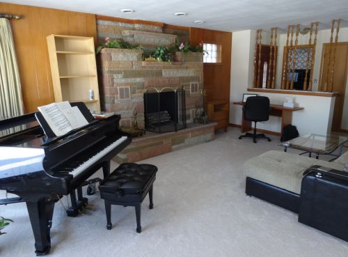 280 Emroy Ave, Elmhurst IL  60126-2419 exterior