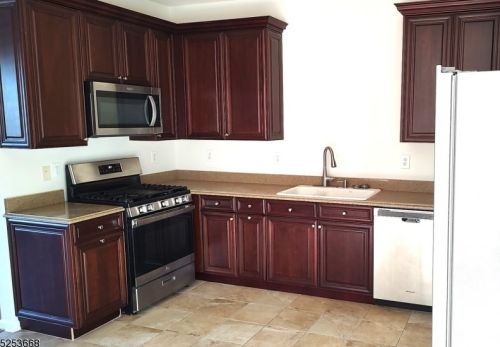 57 Sowers Dr, Hackettstown NJ  07840-7625 exterior