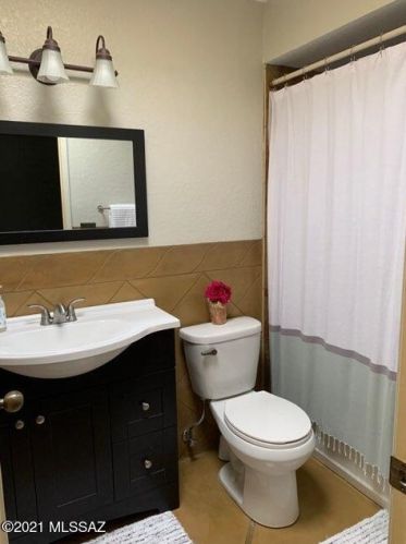 4460 Hvn Ln, Tucson AZ 85712-5426 exterior