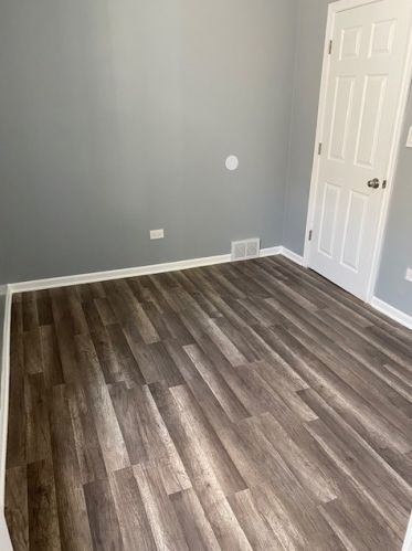 6445 Claremont Ave, Chicago IL 60645-1569 exterior