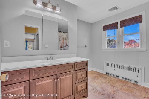 7 Applegate Ln, Plumsted Township NJ 08533-1303 exterior