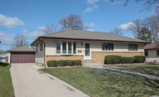 6316 Kinnickinnic River Pkwy, Milwaukee, WI 53219-3013