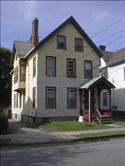 124 Gdn St, Poughkeepsie NY  12601-1930 exterior