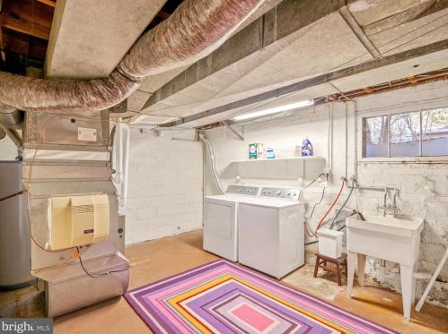 2349 King Pl, Washington DC 20007-1030 exterior