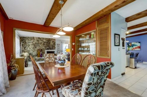 6621 Wisconsin Ave, Milwaukee WI 53213-3914 exterior