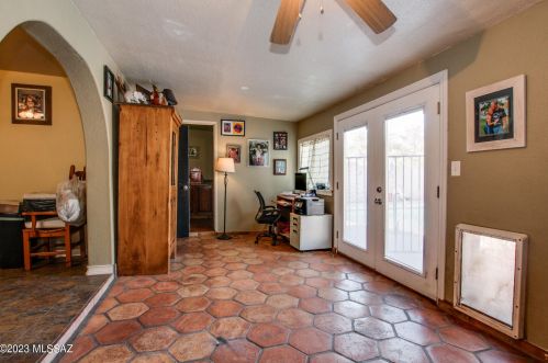 752 Edgewater Dr, Tucson AZ 85704-2412 exterior