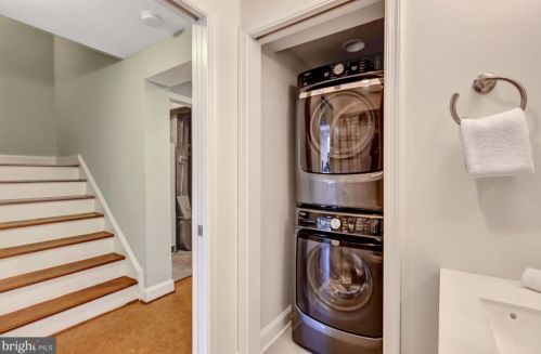 2904 Upton St, Washington DC 20008-1151 exterior