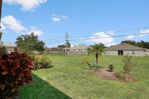 761 General Patton Ter, Fort Pierce FL  34953-2657 exterior