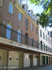 231 Locust St, Vienna, VA 22180-4643