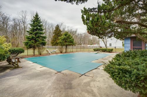 25 Linda Dr, Jackson Twp NJ 08527-5026 exterior