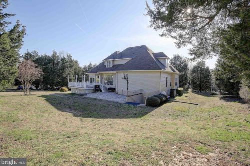 3300 Holland Clf Rd, Huntingtown MD 20639-9722 exterior