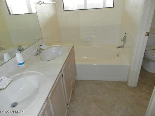 1511 Crystal Downs Ct, Tucson AZ 85737-7215 exterior