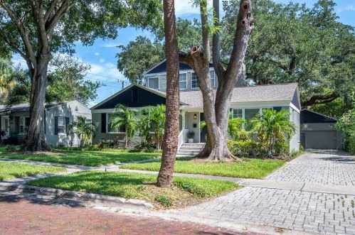 2933 Alline Ave, Tampa FL  33611-2801 exterior