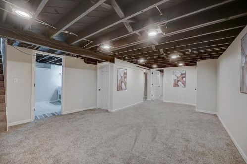 4911 76th St, Milwaukee WI  53220-4305 exterior