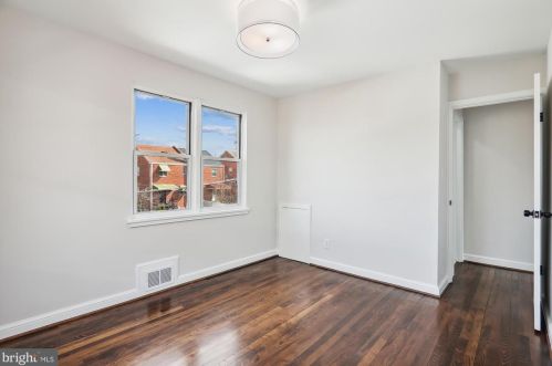 4963 12 St, Washington DC 20003-1414 exterior