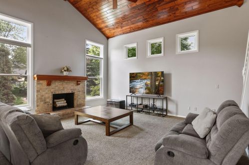 13830 Elkhart Rd, Saint Paul MN 55124-9248 exterior