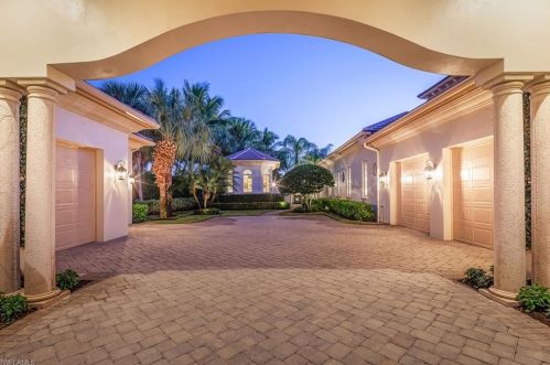 2124 Canna Way, Naples, FL 34105-3068