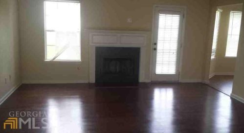 6266 Lamp Post Pl, Atlanta GA  30349-8830 exterior