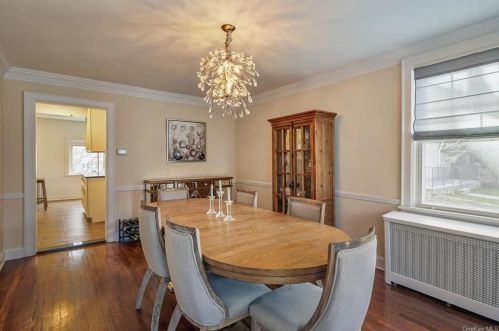 223 Central Pkwy, Mount Vernon NY 10552-1925 exterior