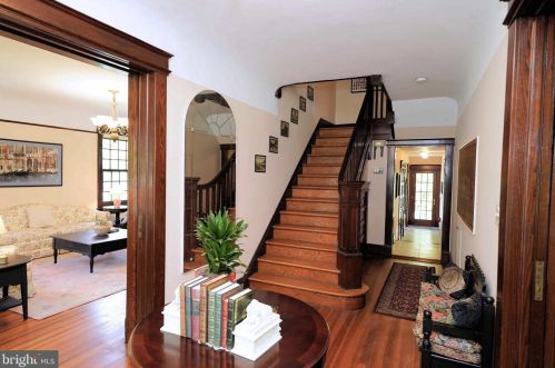 2144 Lawrence Rd, Trenton NJ 08648 exterior