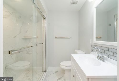 1720 22nd St, Philadelphia PA 19145-1943 exterior