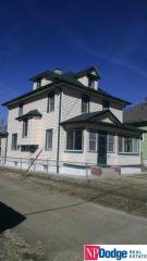 1488 Pinkney St, Omaha, NE 68110-1842