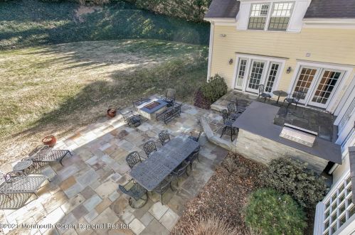 41 Marlpit Pl, Middletown NJ 07748-2028 exterior