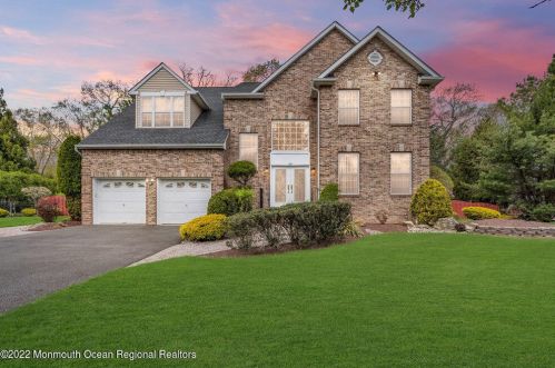 100 Serpentine Dr, Morganville NJ 07751-1400 exterior