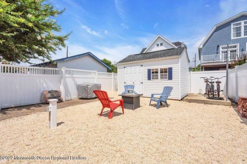 322 Ave, Belmar NJ 07719-2518 exterior