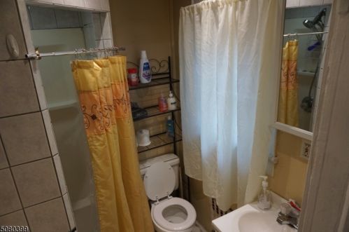 13-19 Park Pl, Paterson, NJ 07524-1773