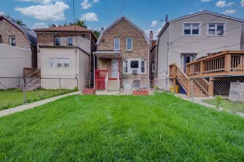 6625 University Ave, Chicago IL  60637-4319 exterior