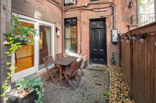 31 Pinckney St, Boston, MA