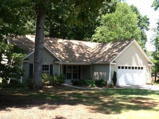 106 Eva Ln, Greensboro NC  27455-1306 exterior