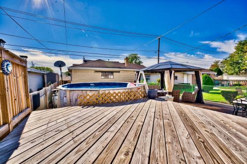 5819 55 St, Chicago IL 60632-4722 exterior